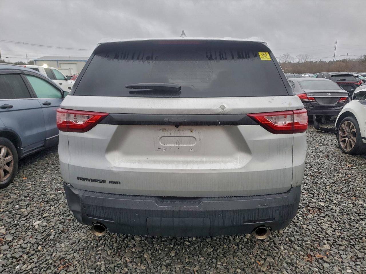 2018 Chevrolet Traverse Ls - Фото 6