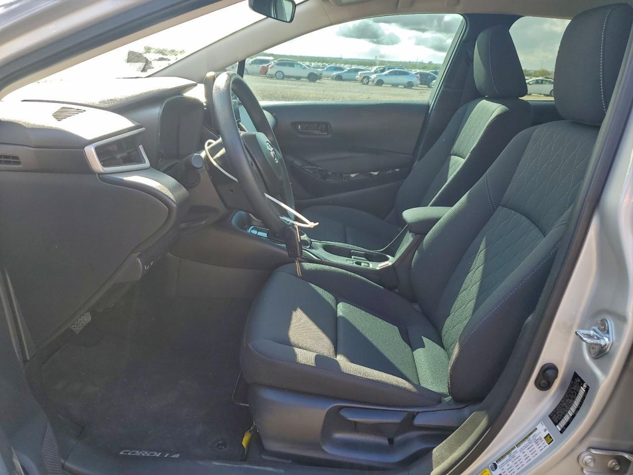 2025 Toyota Corolla Le - Image 7