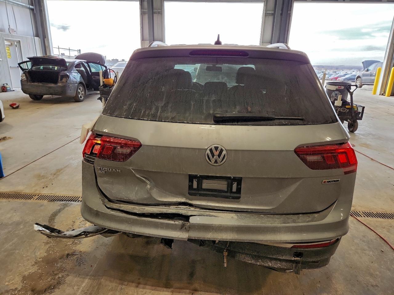 2021 Volkswagen Tiguan Se - Фото 6