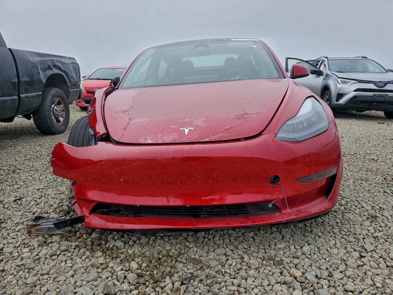 2023 Tesla Model 3 - Фото 5