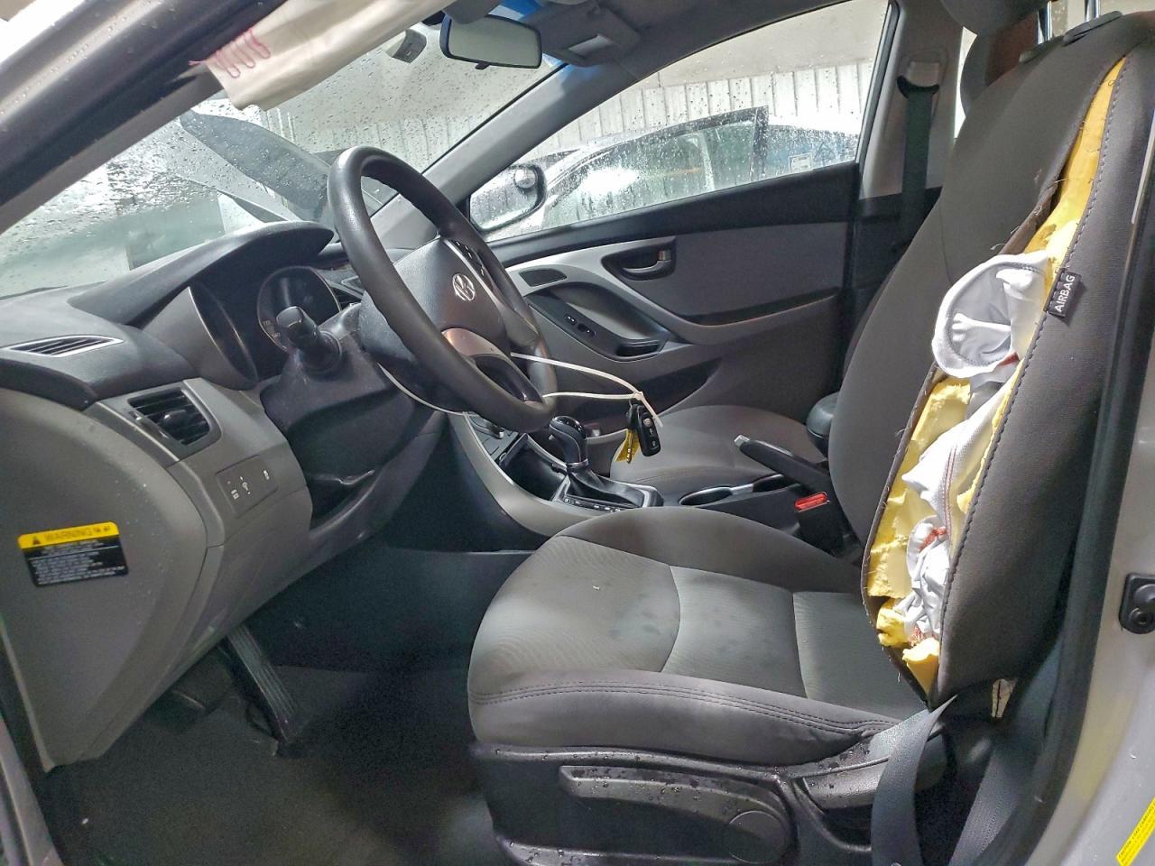 2016 Hyundai Elantra Se - Image 7