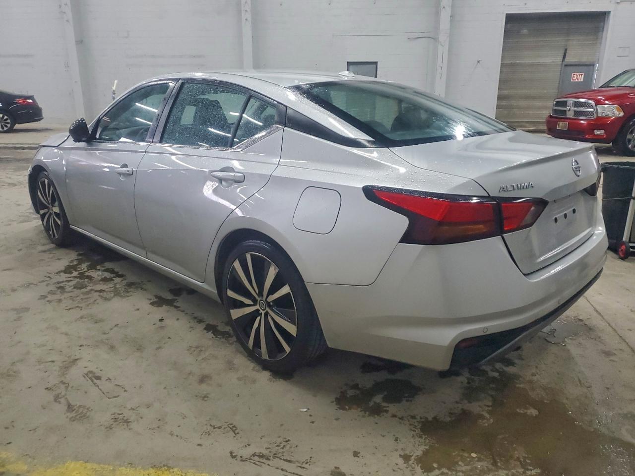 2021 Nissan Altima Sr - Image 2