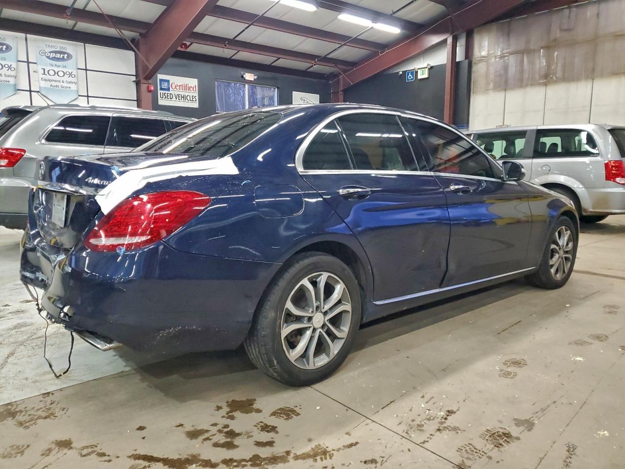2015 Mercedes-Benz C 300 4Matic - Фото 3