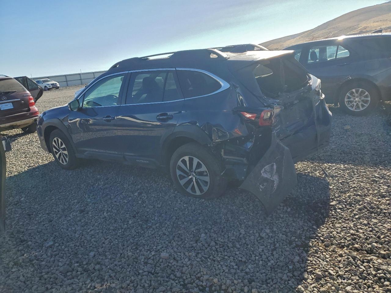 2024 Subaru Outback Premium - Image 2