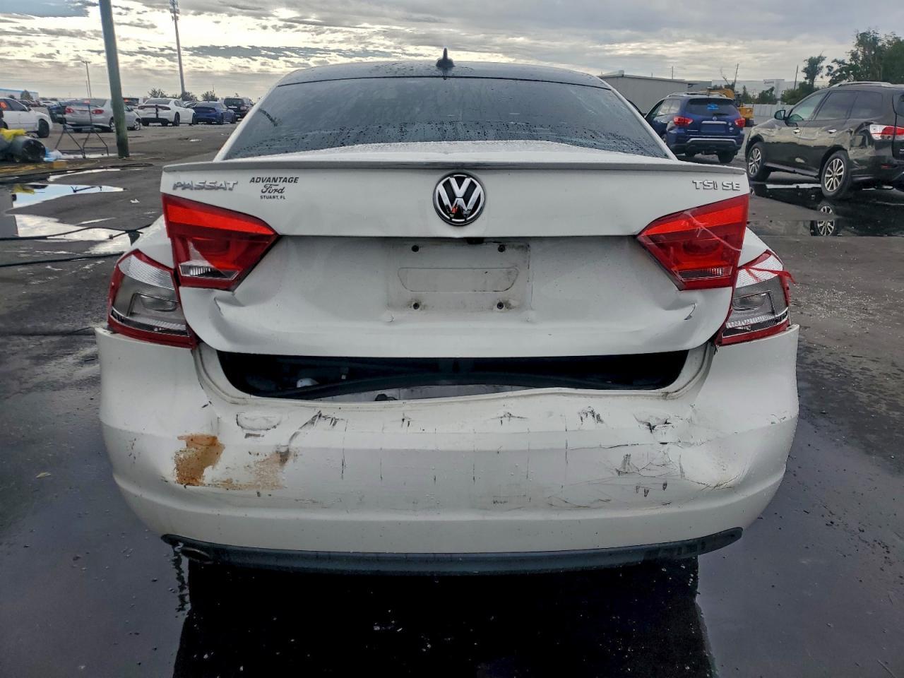 2014 Volkswagen Passat Se - Фото 6
