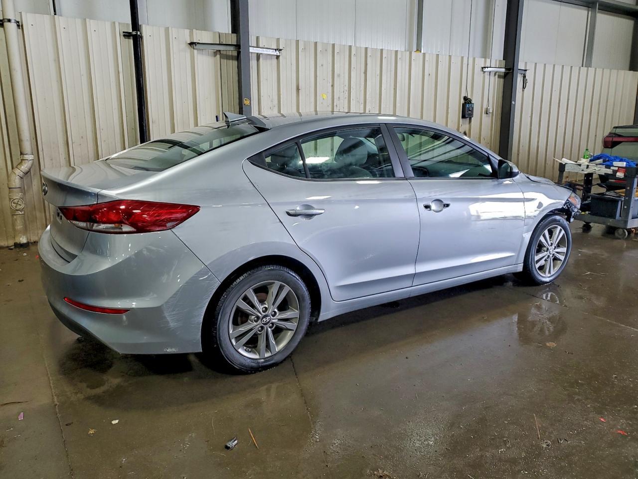 2017 Hyundai Elantra Se - Фото 3