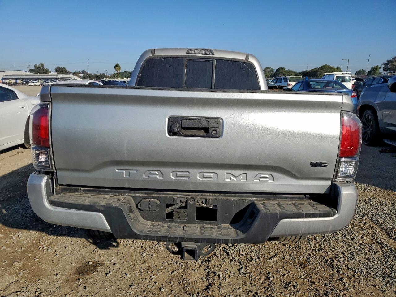 2018 Toyota Tacoma Double Cab - Фото 6
