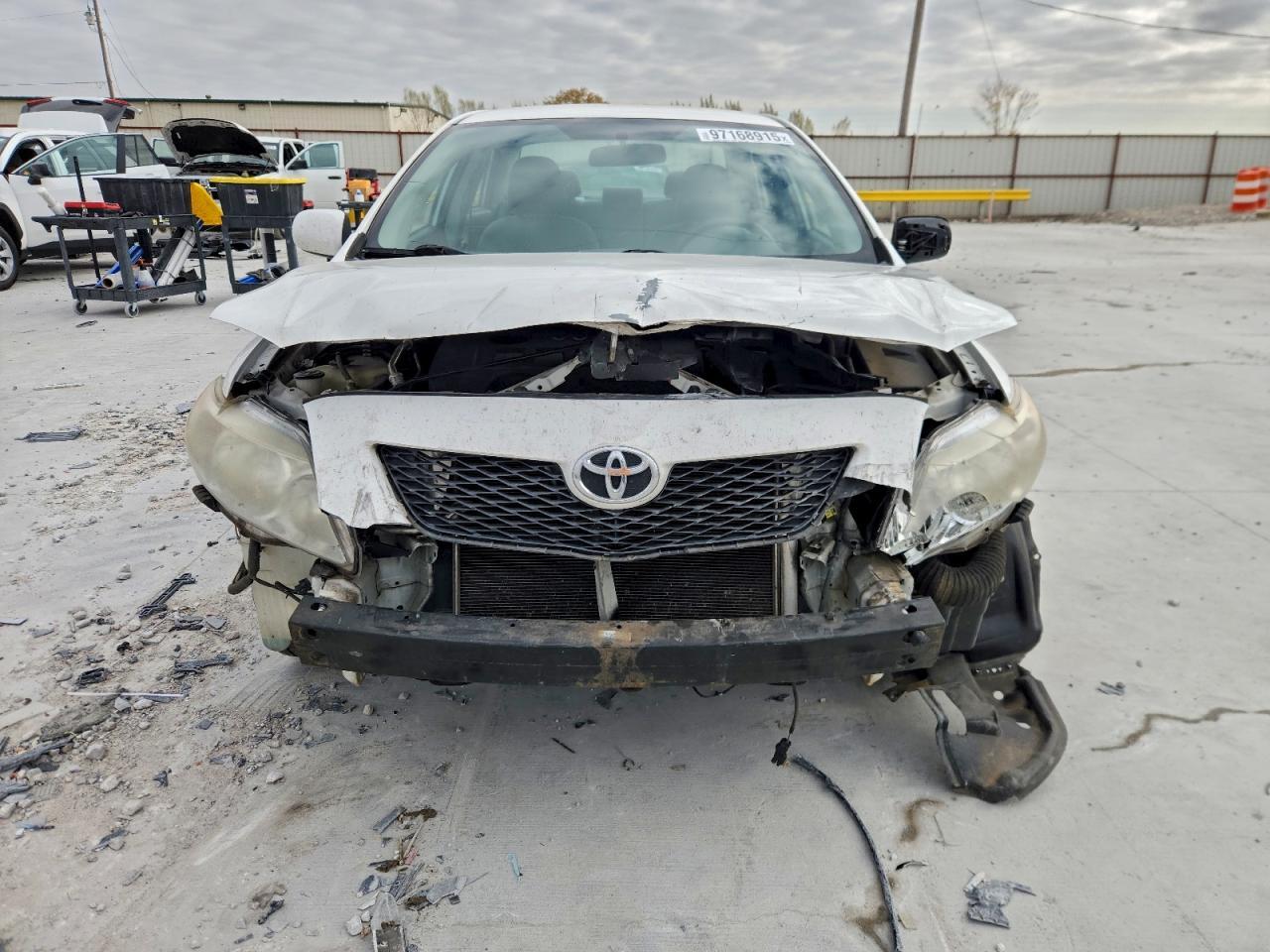 2010 Toyota Corolla Base - Фото 5