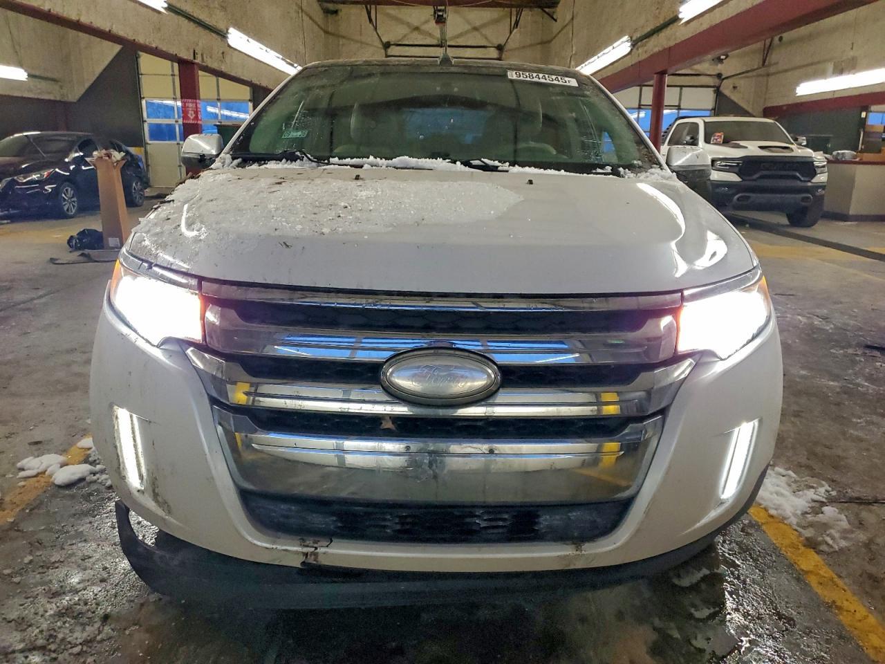 2014 Ford Edge Limited - Image 5