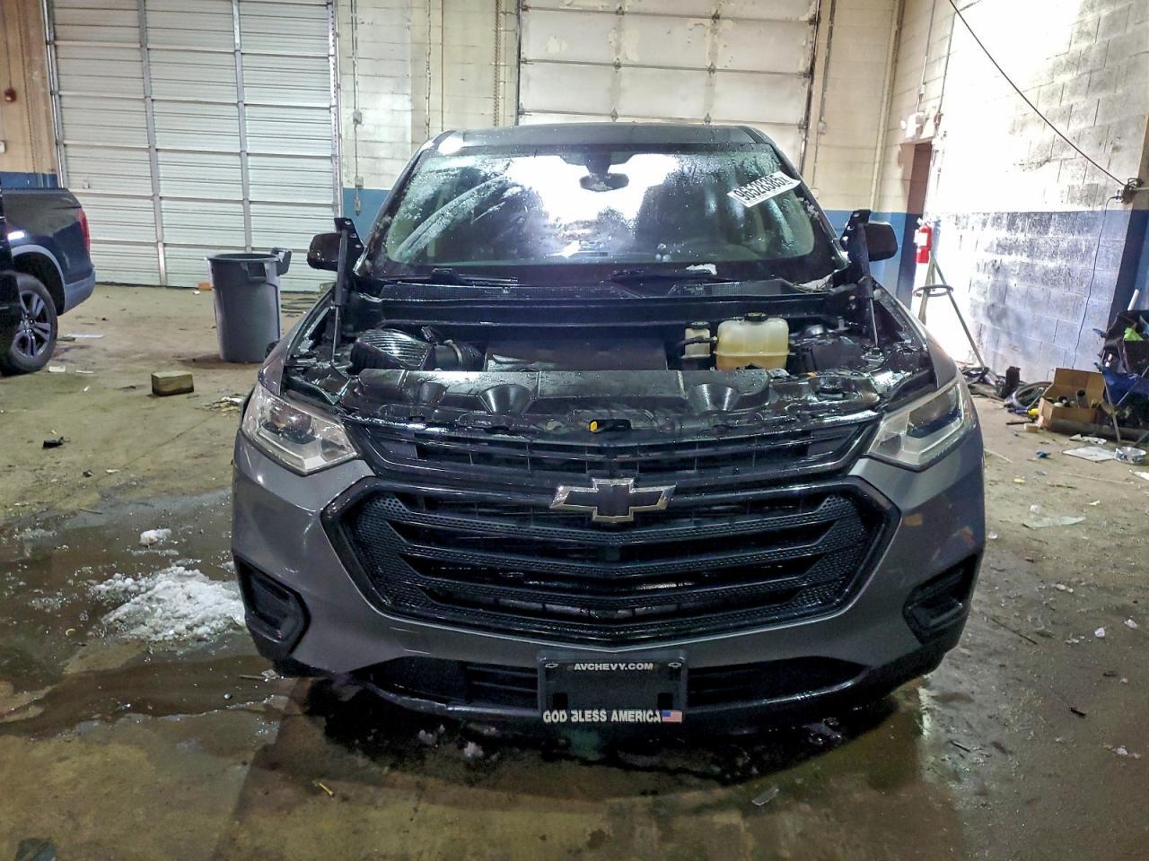 2019 Chevrolet Traverse Ls - Фото 5