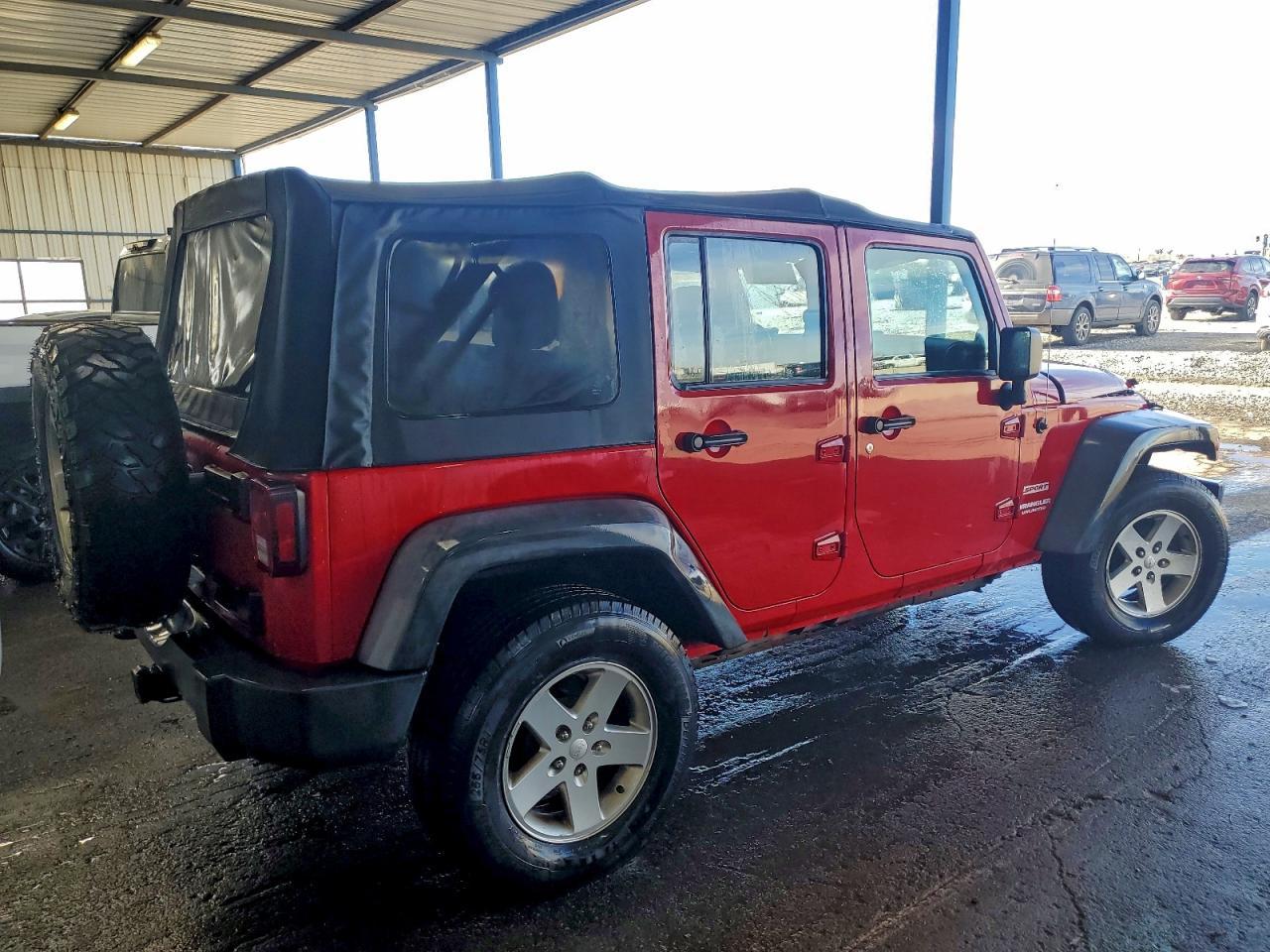 2012 Jeep Wrangler Unlimited Sport - Фото 3