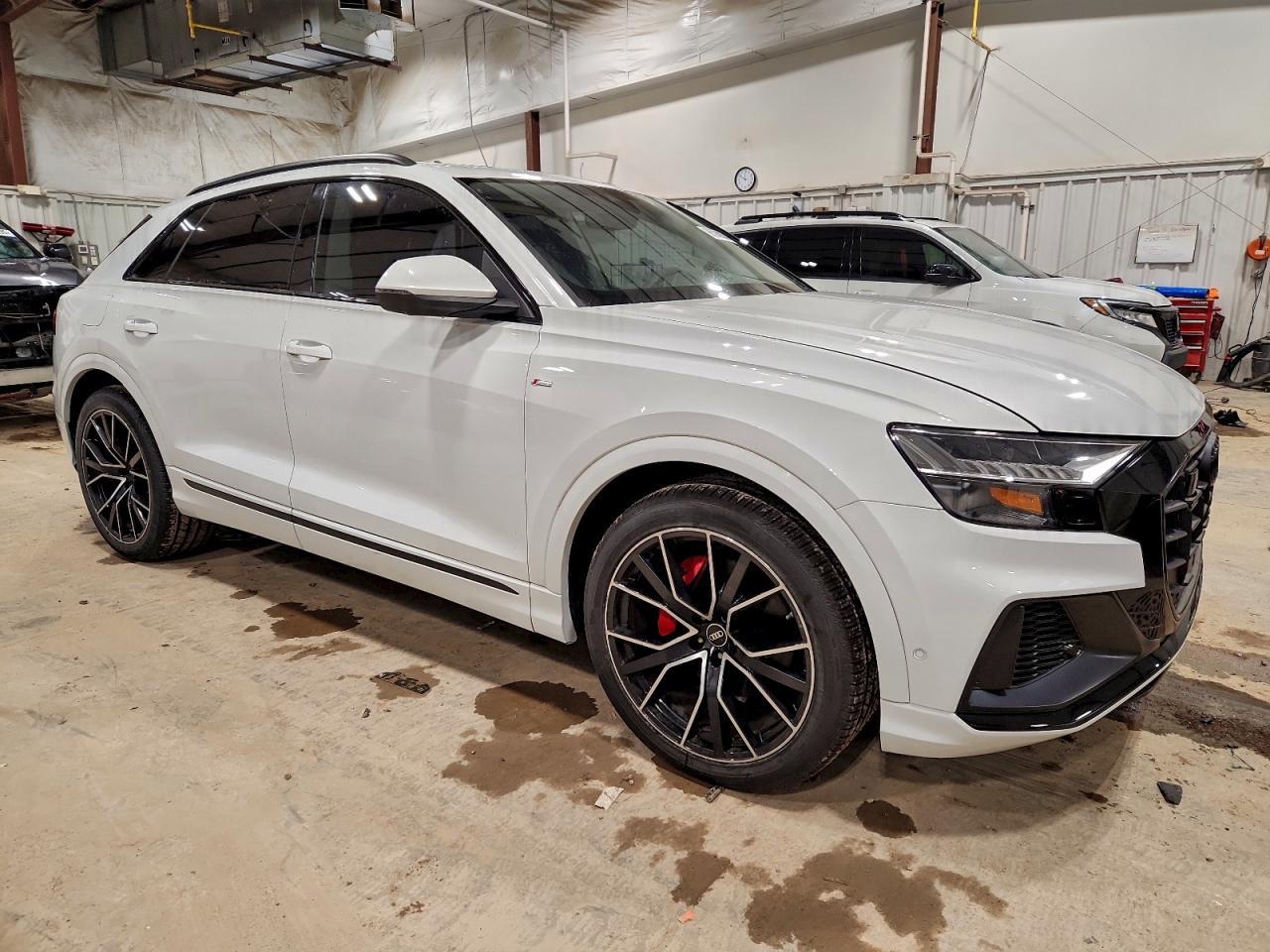 2023 Audi Q8 Prestige S-Line - Фото 4