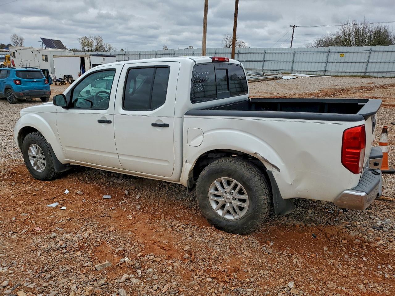 2019 Nissan Frontier S - Image 2