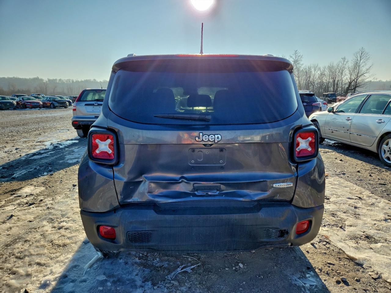 2020 Jeep Renegade Latitude - Фото 6