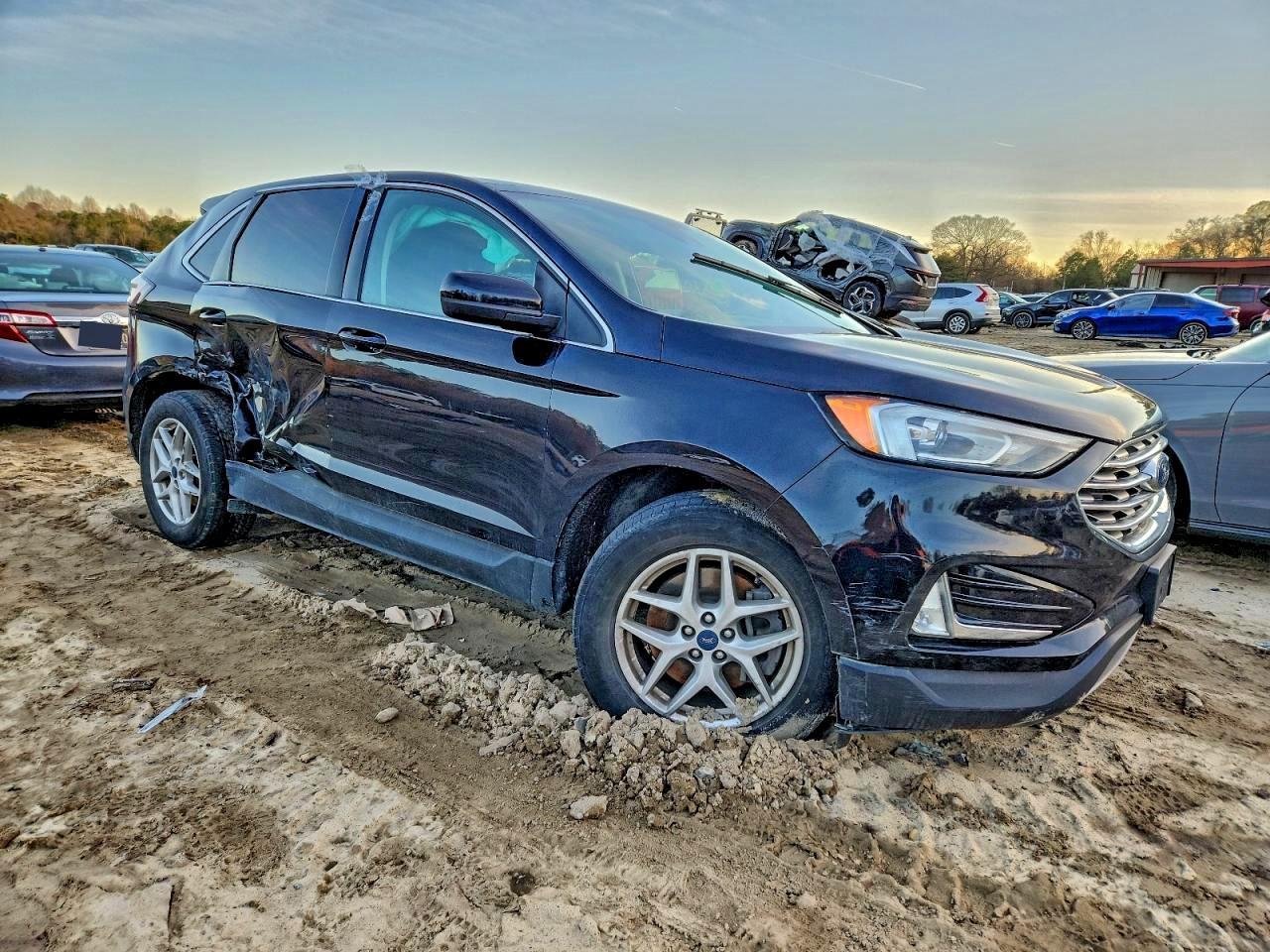 2021 Ford Edge Sel - Фото 4