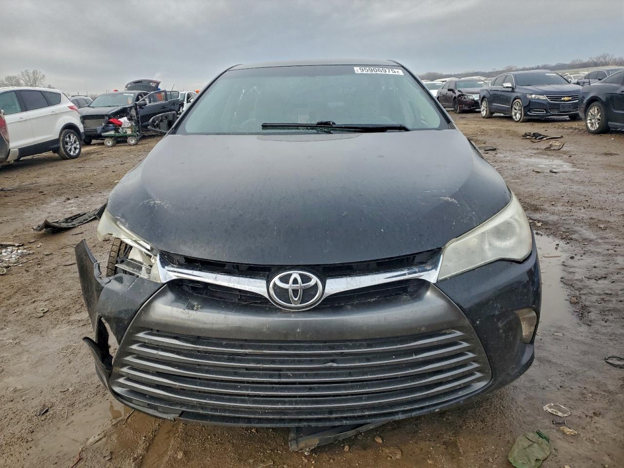 2017 Toyota Camry Le - Image 5