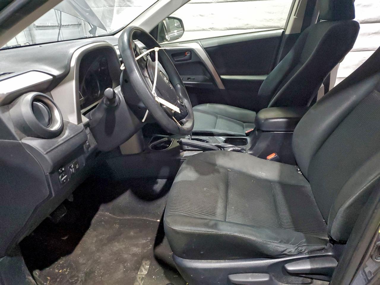 2017 Toyota Rav4 Le - Image 7