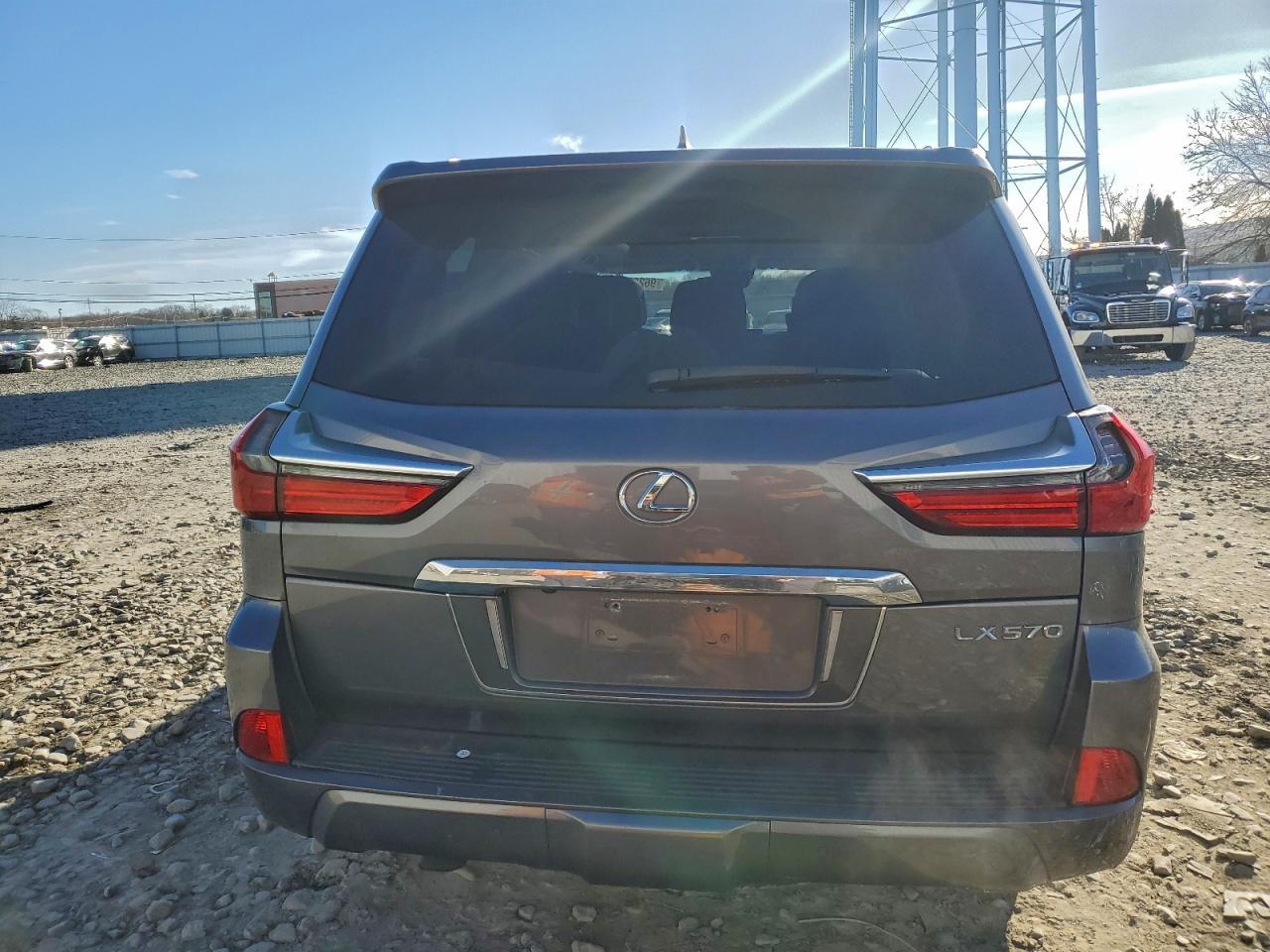 2020 Lexus Lx 570 - Image 6