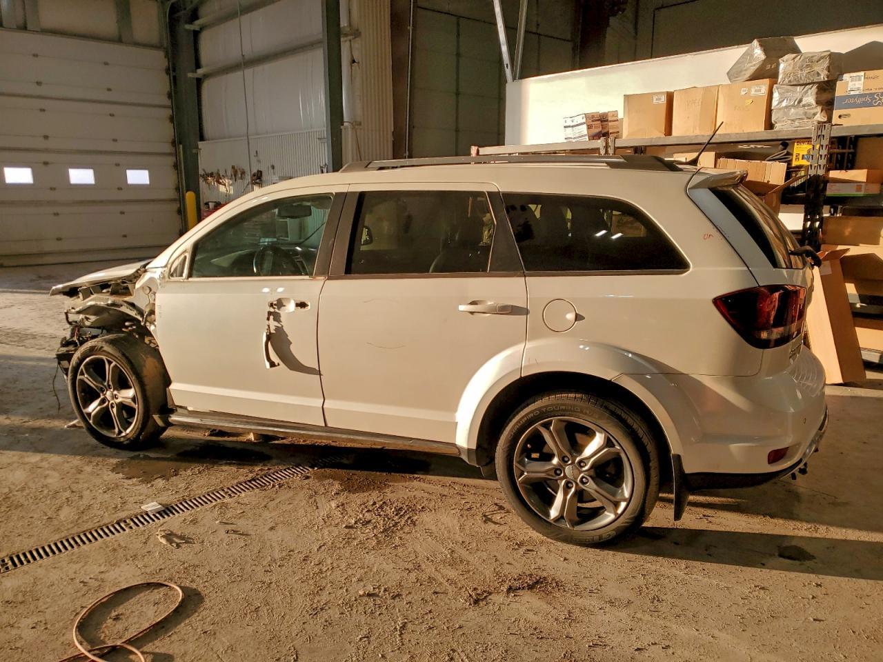 2017 Dodge Journey Crossroad - Фото 2
