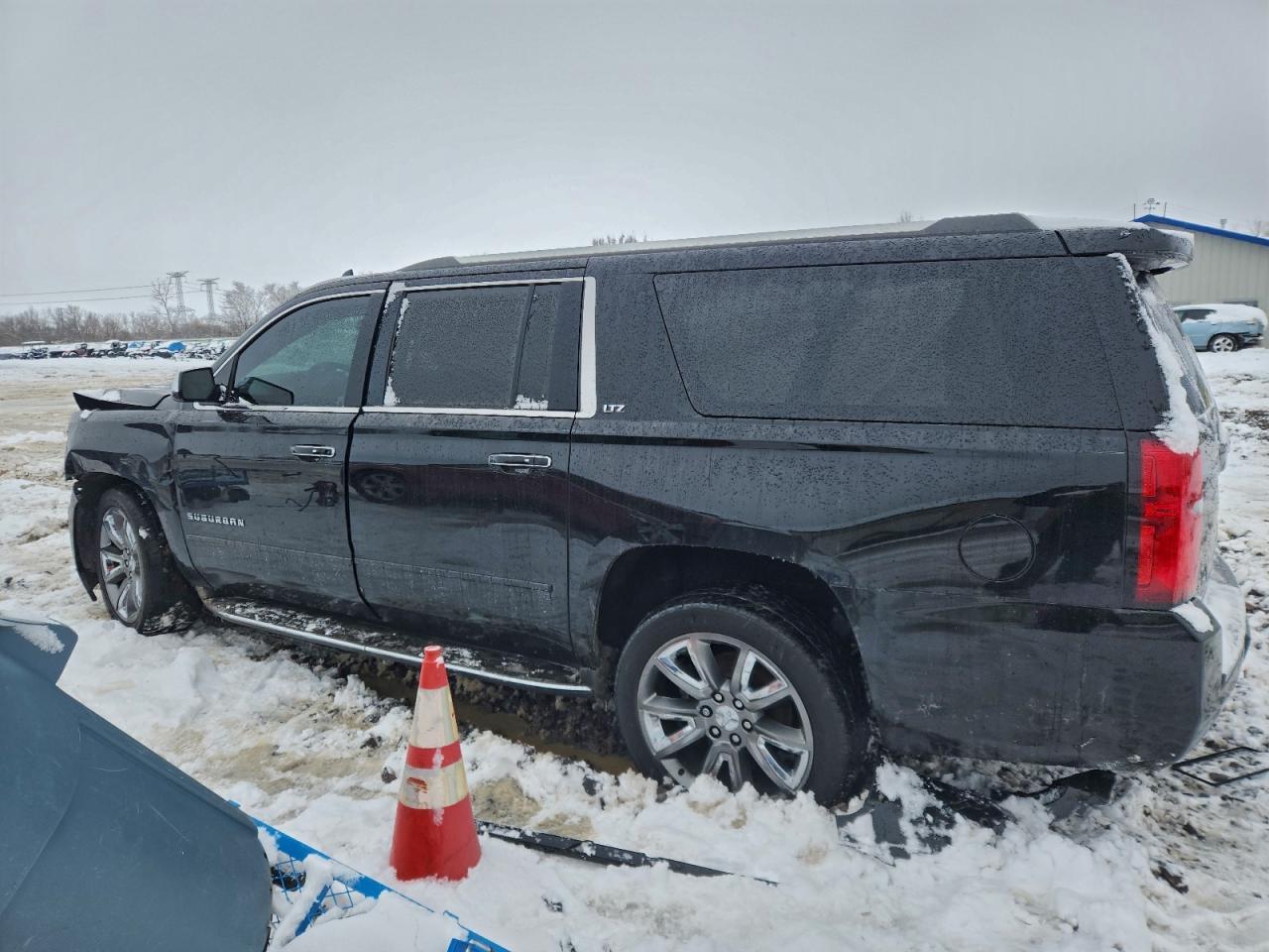2016 Chevrolet Suburban K1500 Ltz - Фото 2