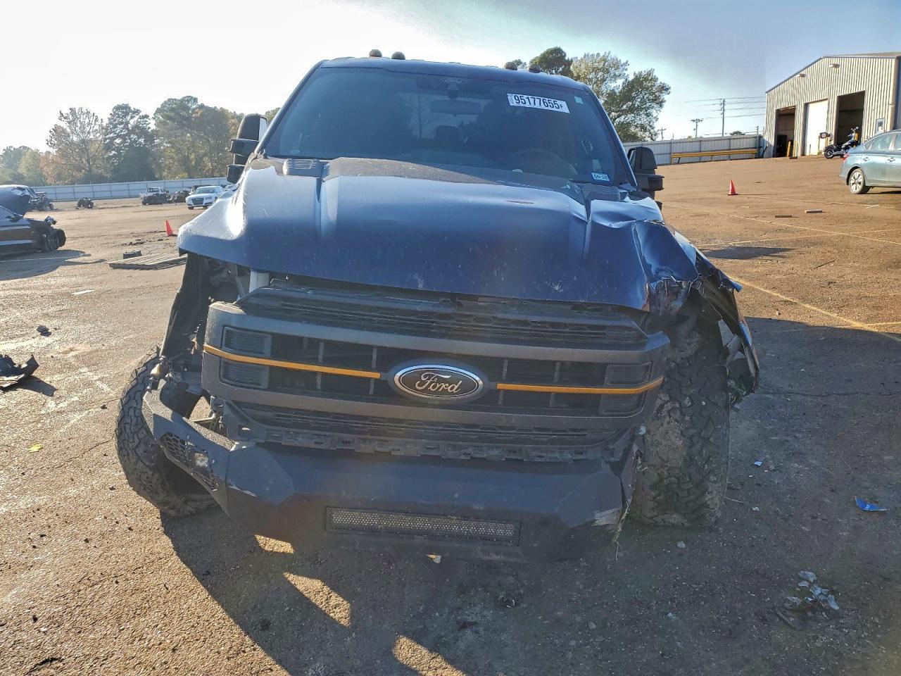2022 Ford F150 Supercrew - Фото 5