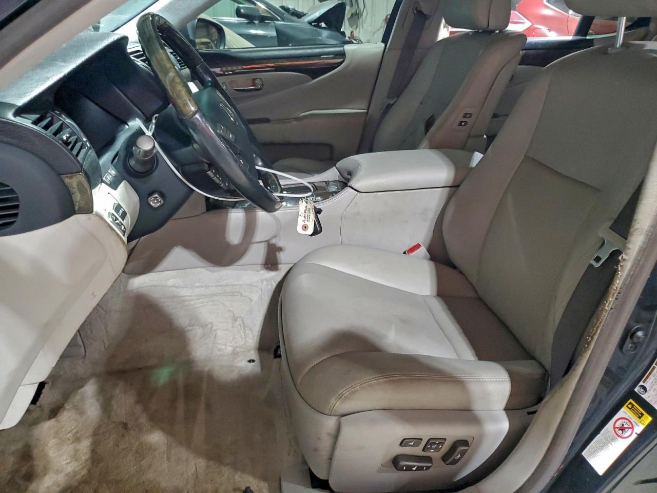 2010 Lexus Ls 460 - Image 7