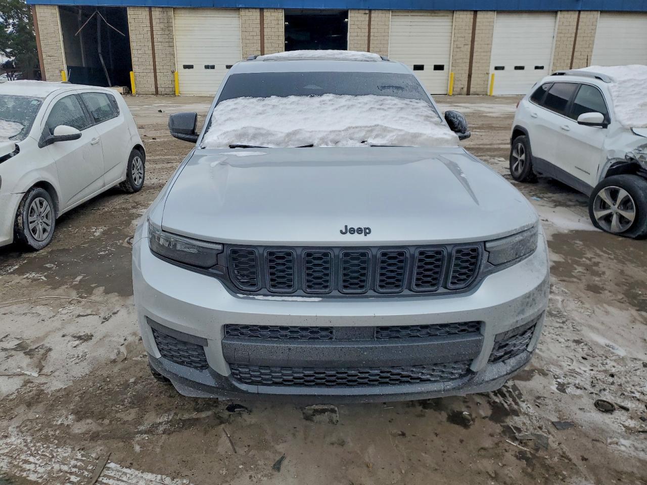 2023 Jeep Grand Cherokee L Laredo - Фото 5