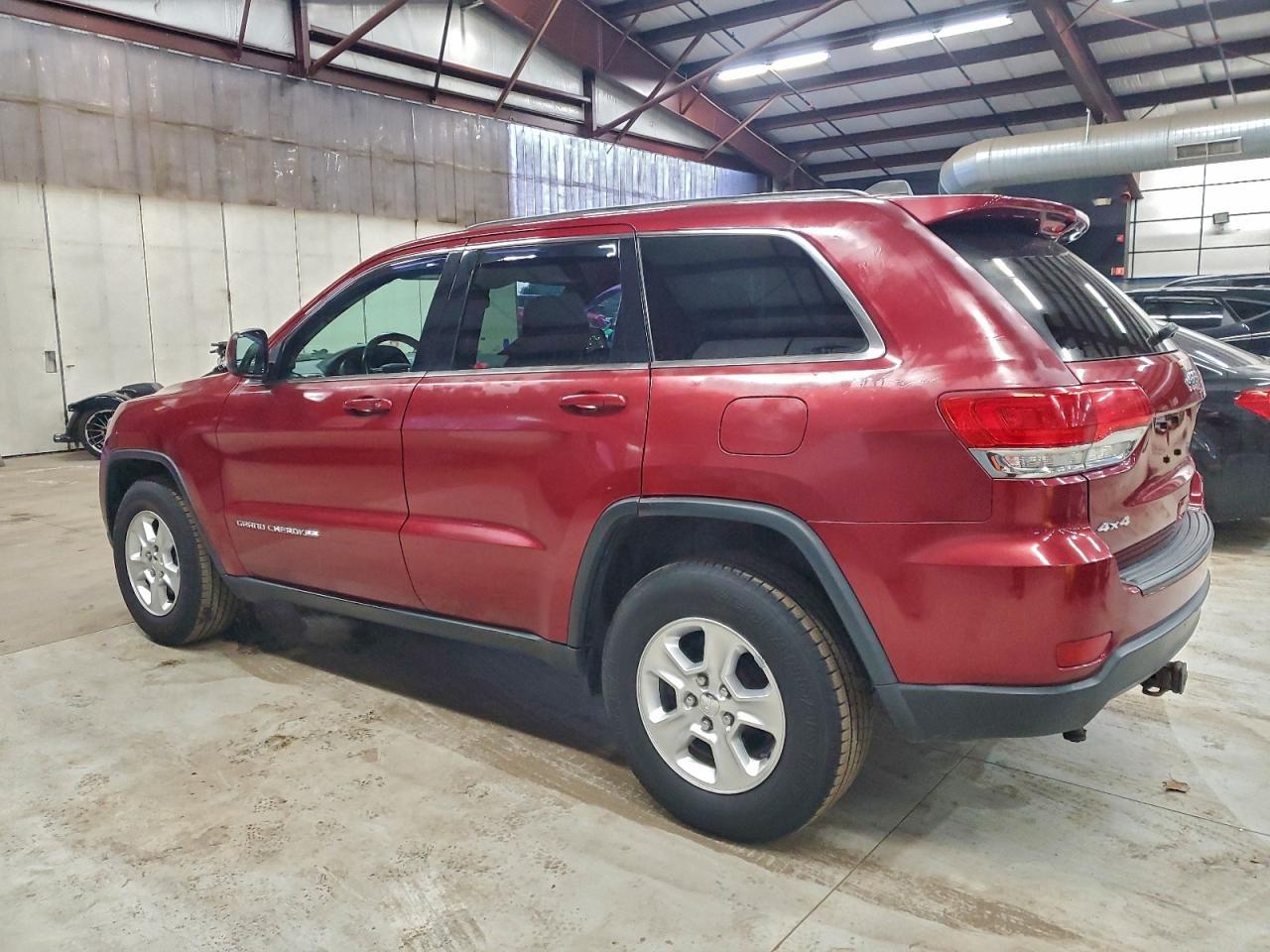 2014 Jeep Grand Cherokee Laredo - Фото 2