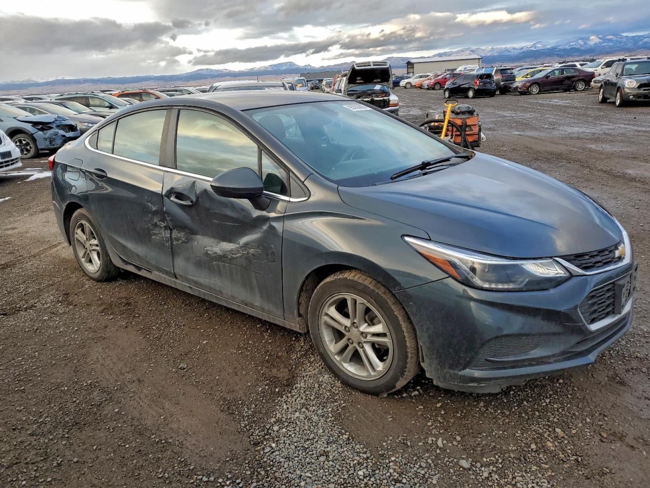 2018 Chevrolet Cruze Lt - Image 4