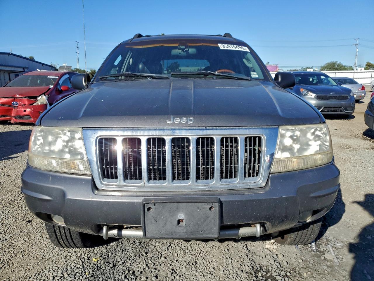 2004 Jeep Grand Cherokee Overland - Image 5