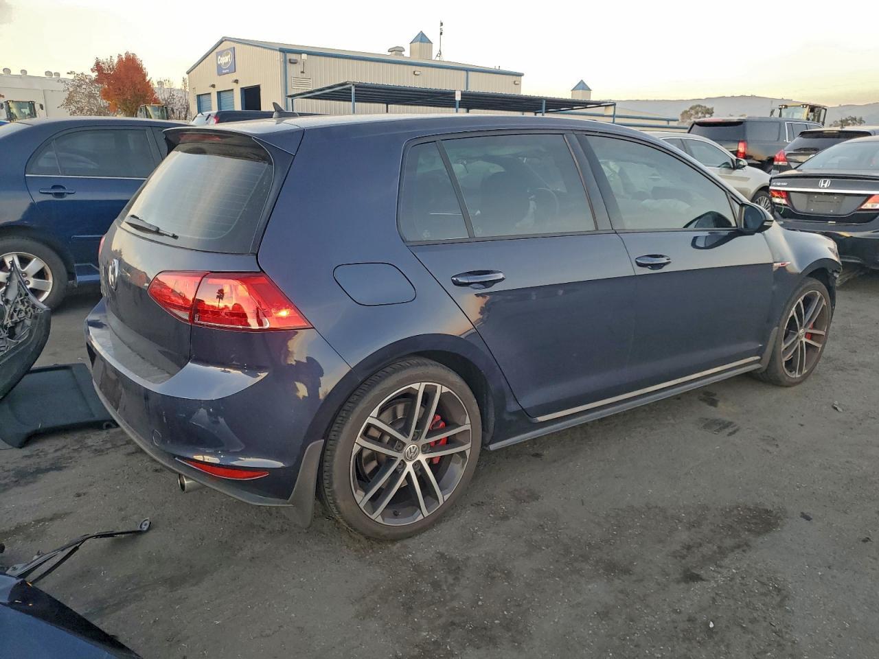 2017 Volkswagen Gti S/Se - Фото 3