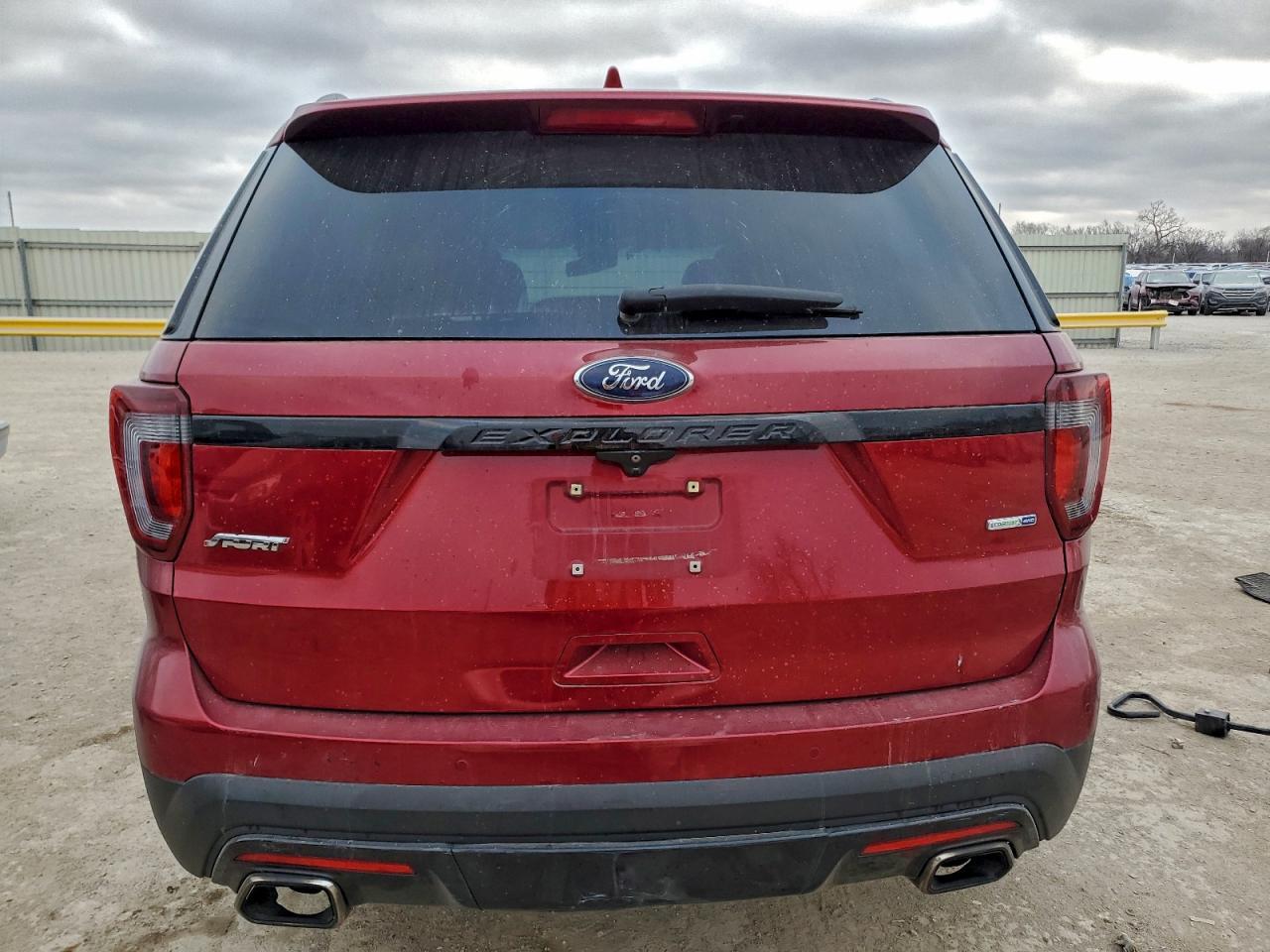 2016 Ford Explorer Sport - Фото 6