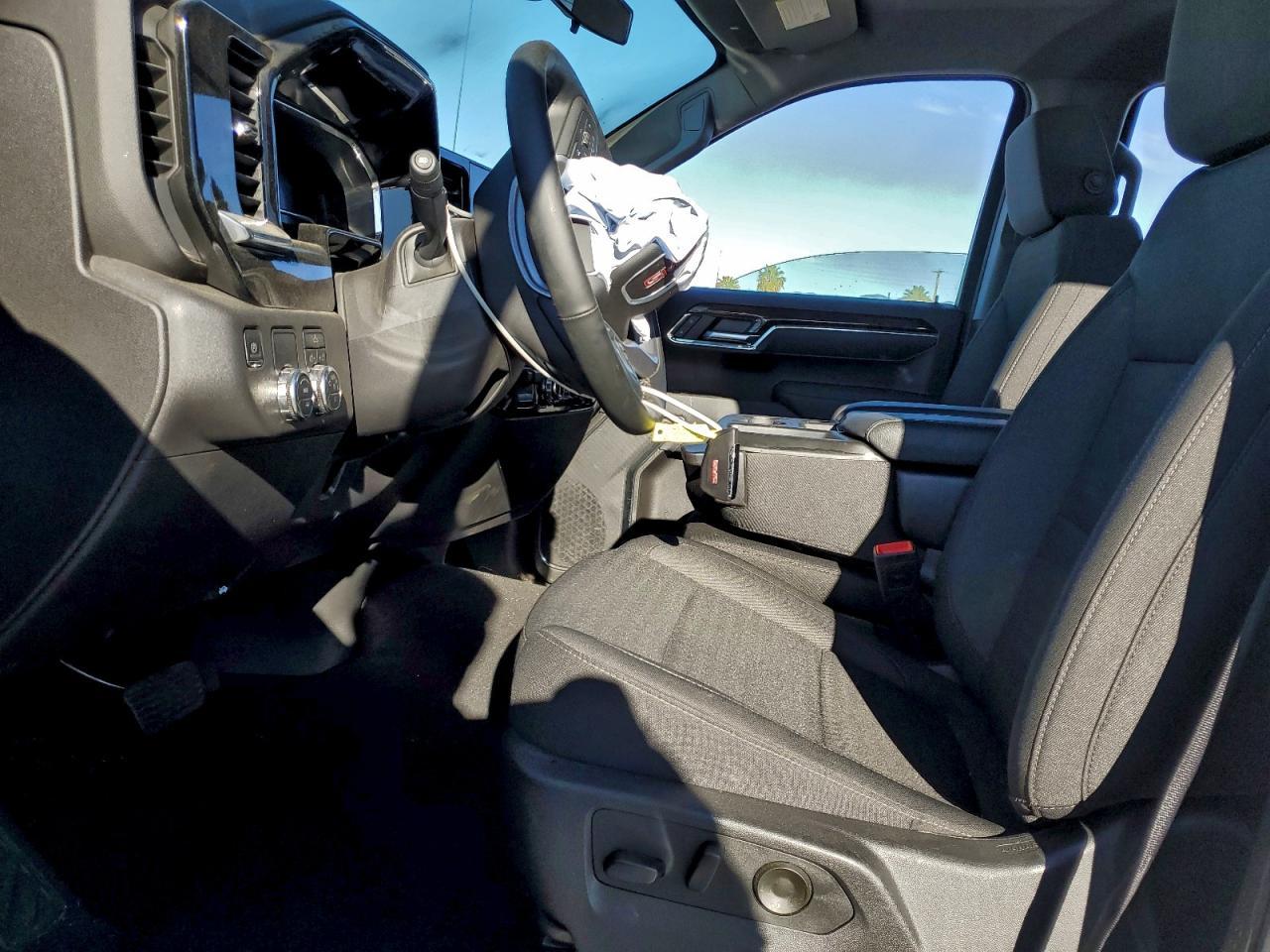 2025 GMC Sierra C1500 Elevation - Фото 7