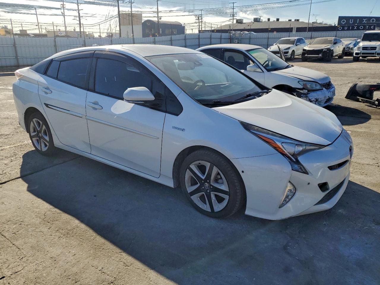 2017 Toyota Prius - Фото 4