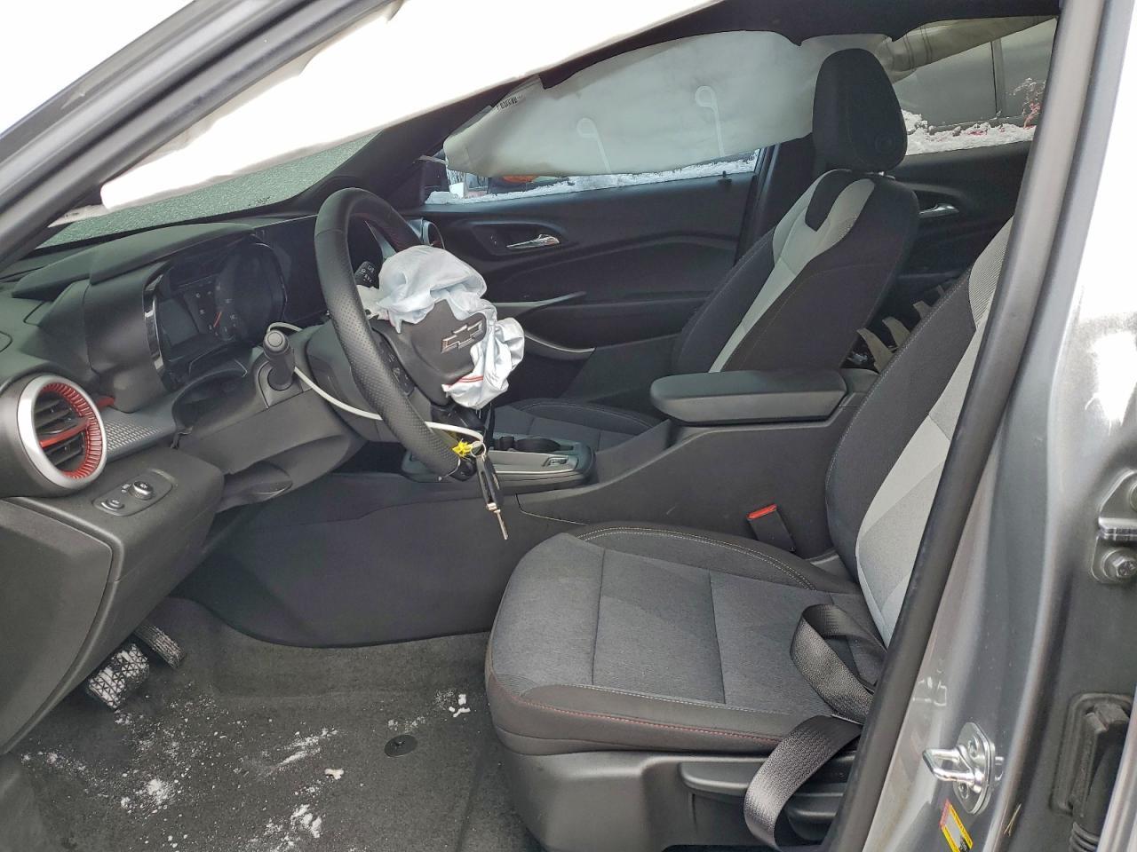 2025 Chevrolet Trax 1Rs - Фото 7