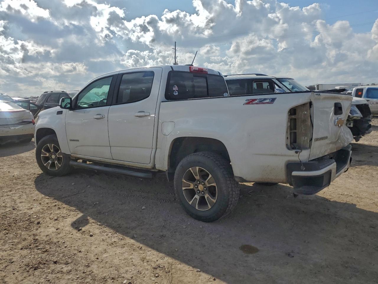 2018 Chevrolet Colorado Z71 - Фото 2