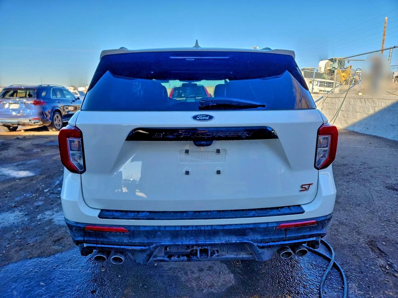 2022 Ford Explorer St - Image 6