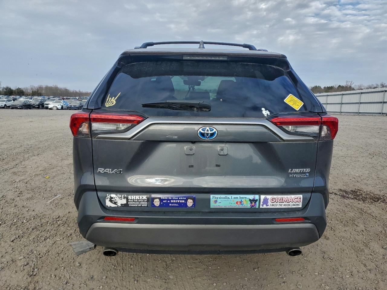 2020 Toyota Rav4 Limited - Image 6