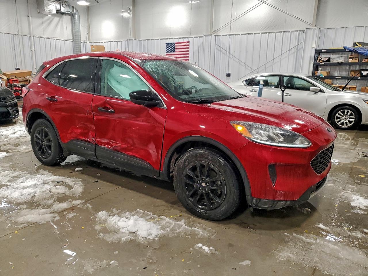2020 Ford Escape Se - Фото 4