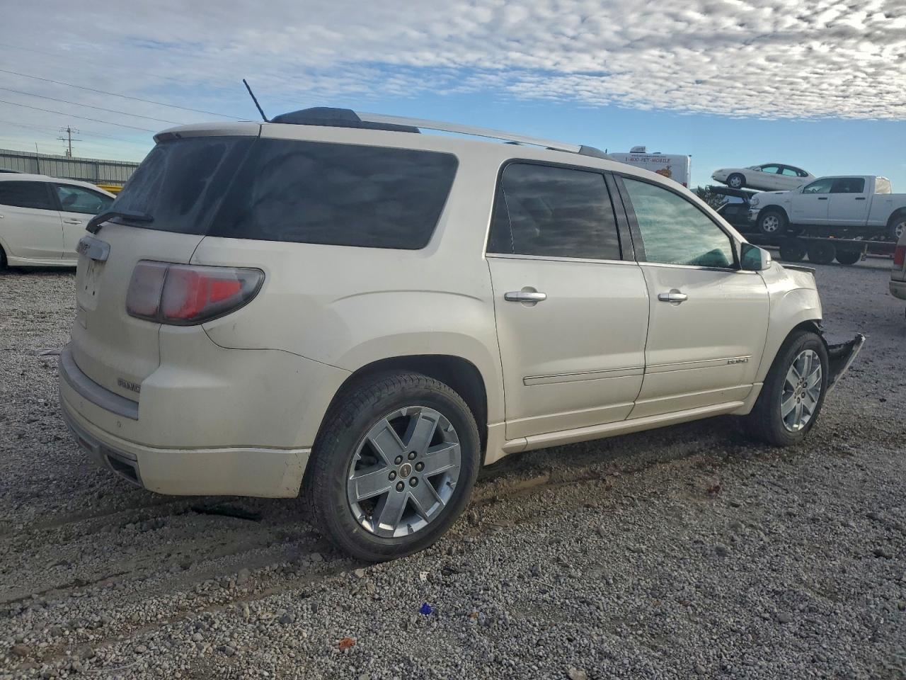 2014 GMC Acadia Denali - Фото 3