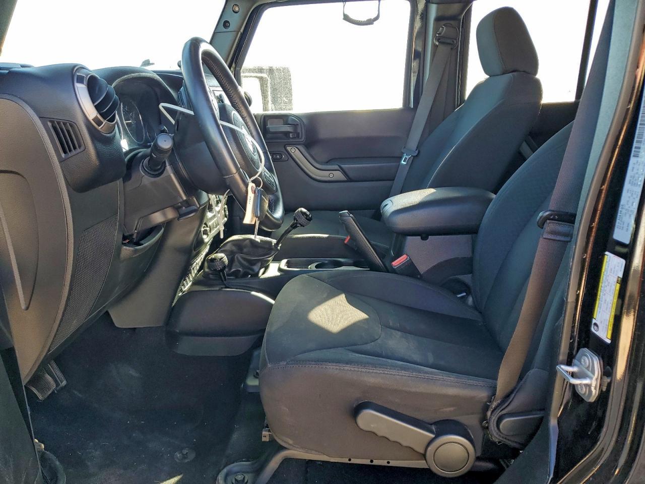 2017 Jeep Wrangler Unlimited Sport - Фото 7