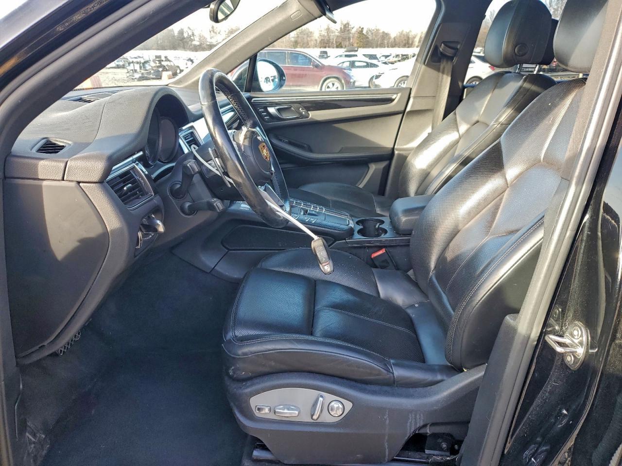 2017 Porsche Macan S - Image 7