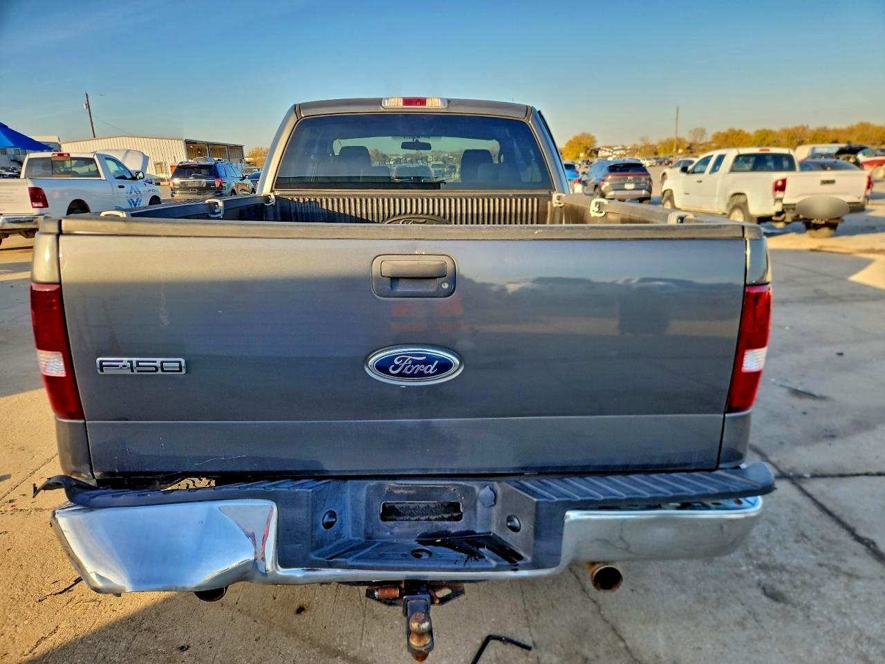 2004 Ford F150 - Фото 6