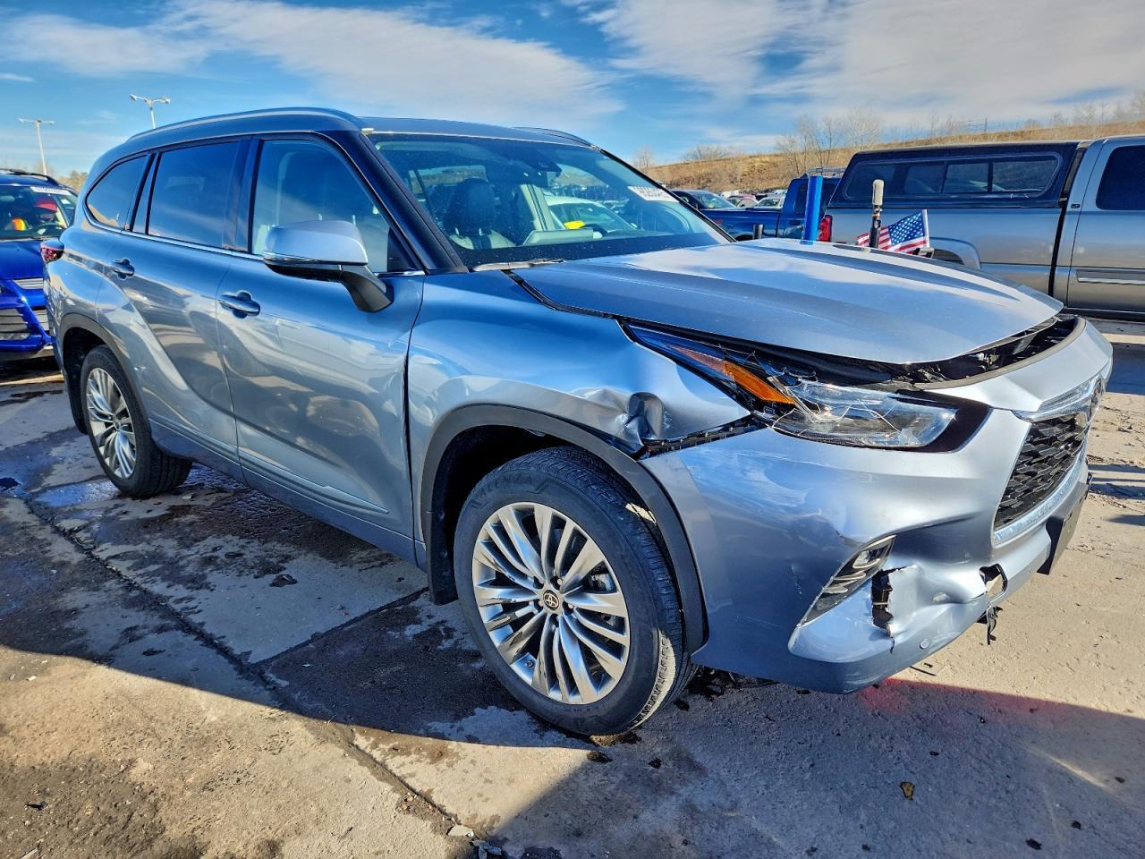 2022 Toyota Highlander Platinum - Фото 4