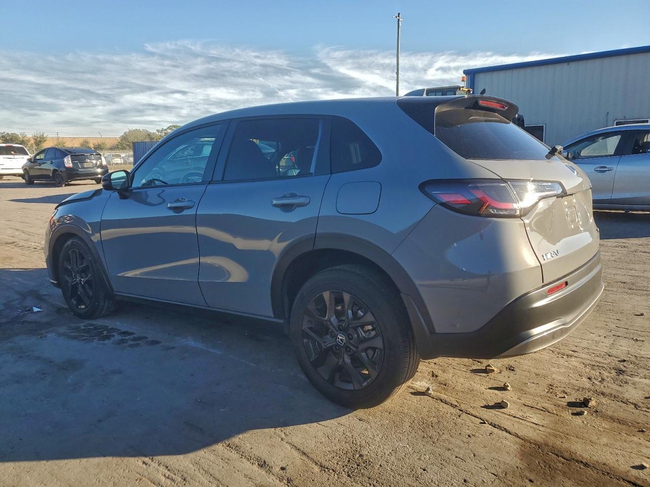 2025 Honda Hr-V Sport - Фото 2