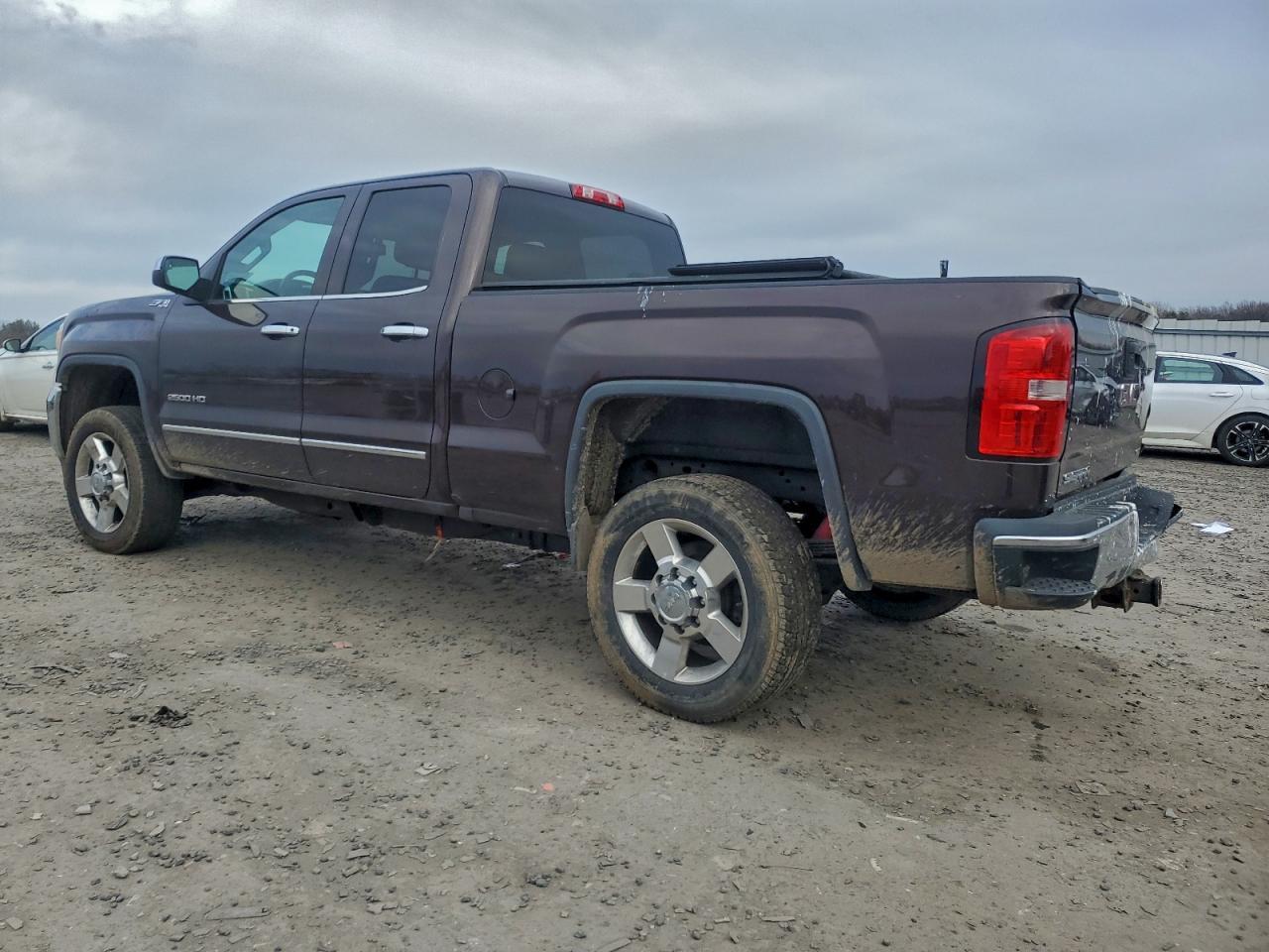 2016 GMC Sierra K2500 Slt - Image 2