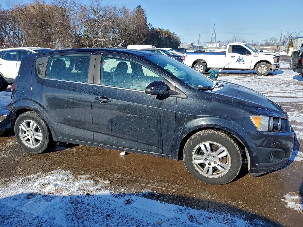 2015 Chevrolet Sonic Lt - Image 4