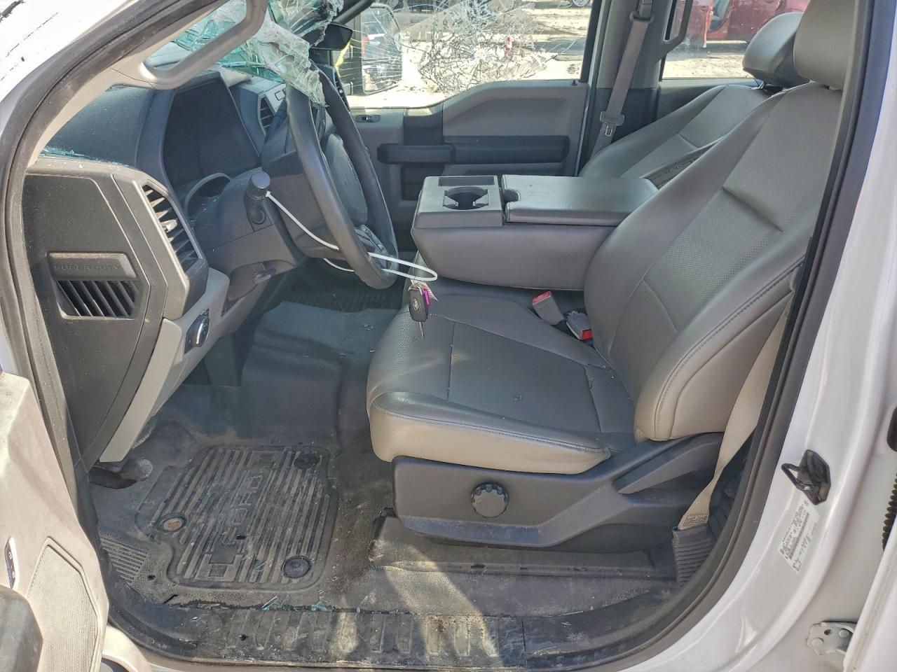 2019 Ford F350 Super Duty - Фото 7