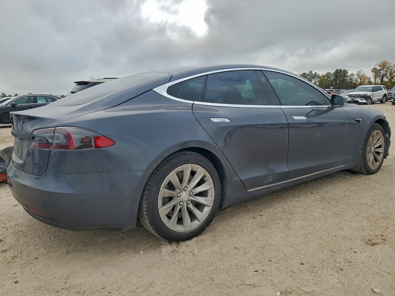 2018 Tesla Model S - Фото 3