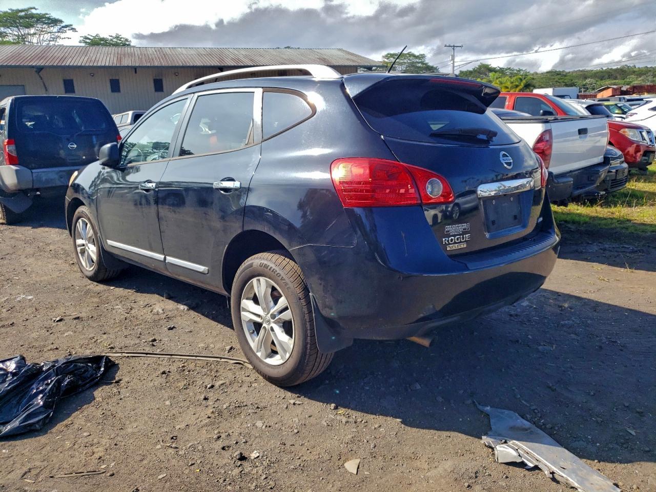 2015 Nissan Rogue Select S - Фото 2